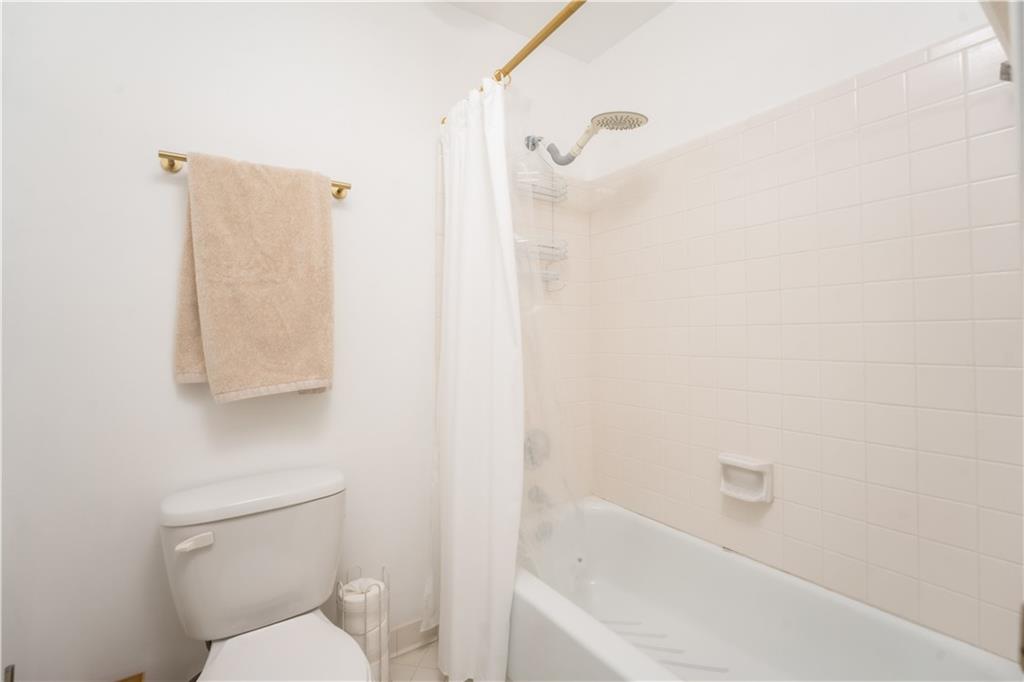 1348 Sheffield Glen Way Northeast, Unit 8 Atlanta, GA 30329 - Photo 25 of 36