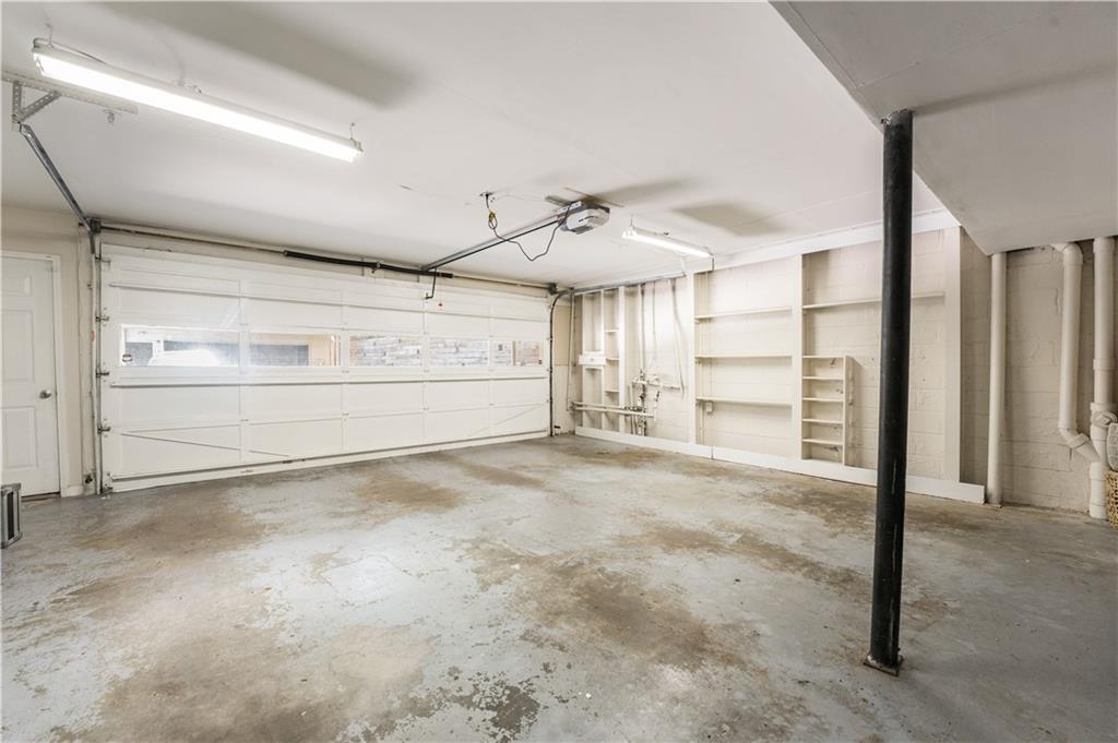 1348 Sheffield Glen Way Northeast, Unit 8 Atlanta, GA 30329 - Photo 28 of 36