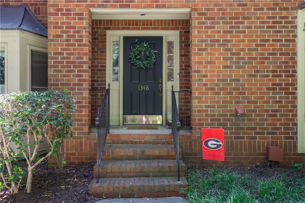 1348 Sheffield Glen Way Northeast, Unit 8 Atlanta, GA 30329 - Photo 31 of 36