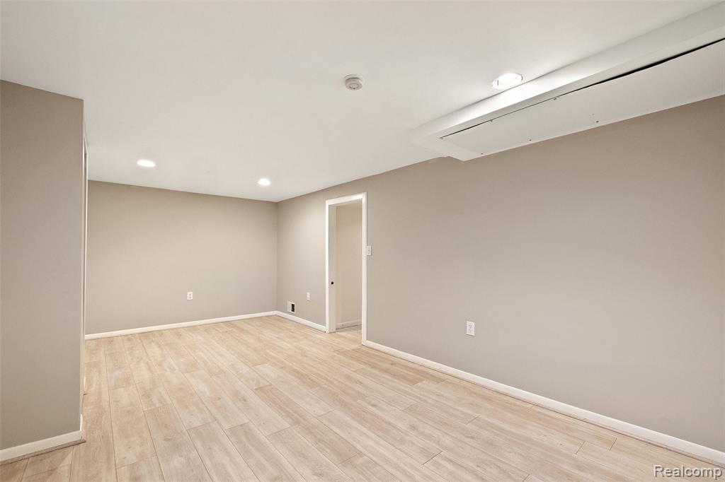 1653 Taunton Road Birmingham, MI 48009 - Photo 28 of 38