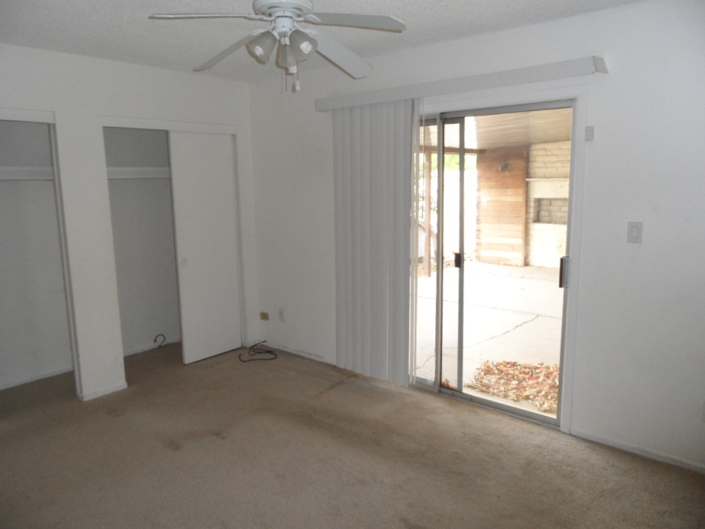 1550 West Escuda Road Phoenix, AZ 85027 - Photo 6 of 8 LARGE MASTER BEDROOM