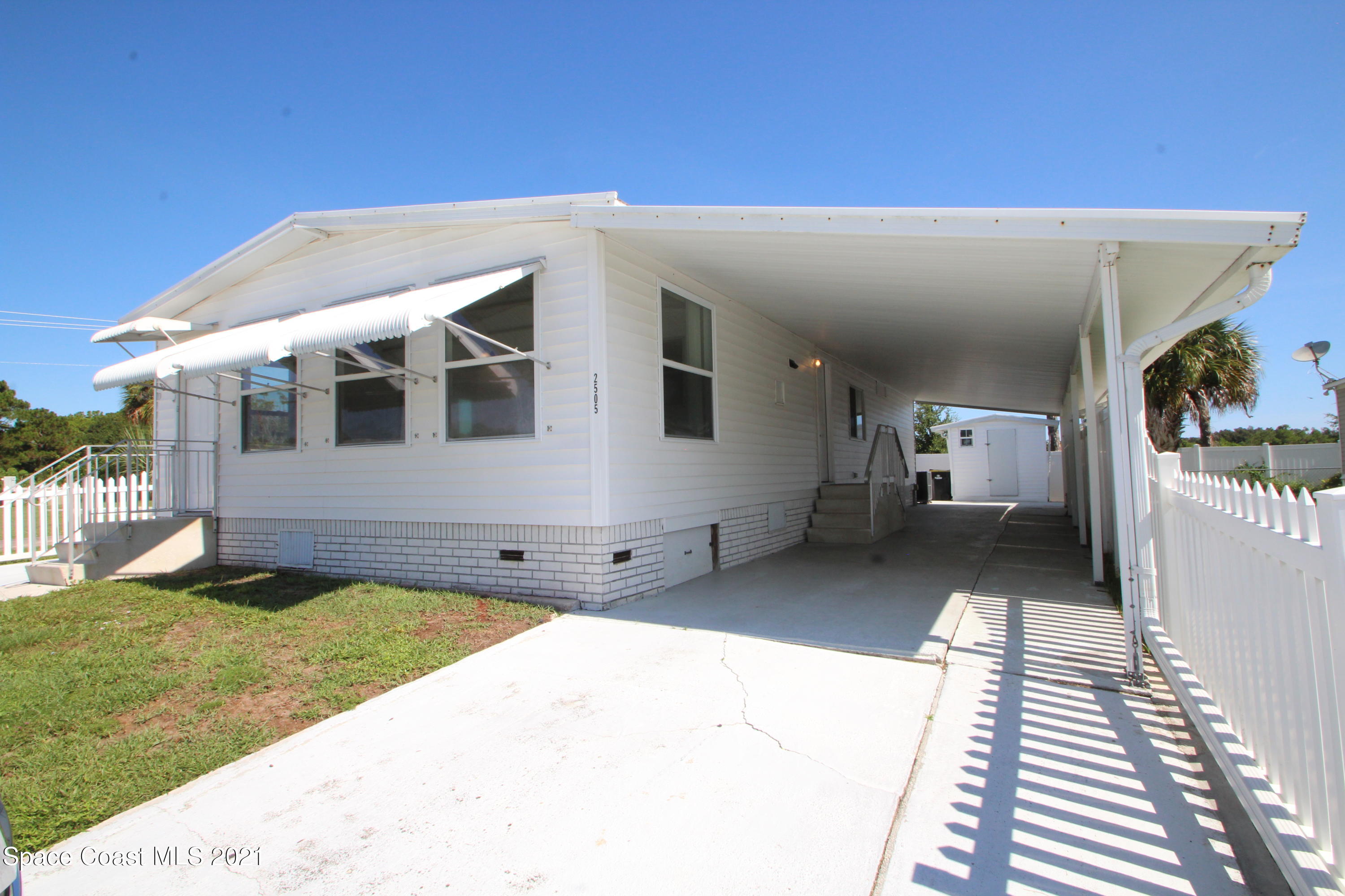 2505 Amberly Road Northeast Palm Bay, FL 32905 - Photo 3 of 35 IMG_1959