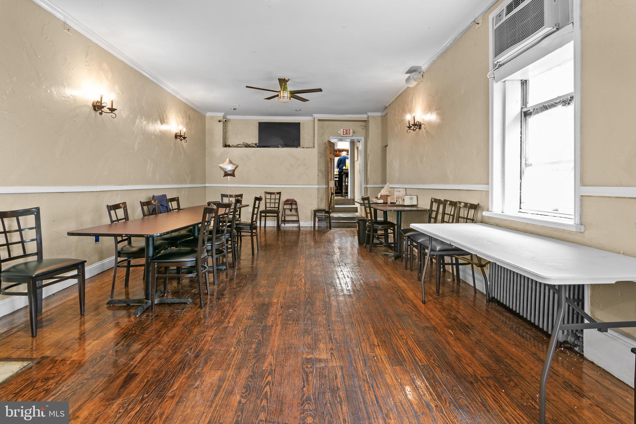 2112 Fleet Street Baltimore, MD 21231 - Photo 11 of 62