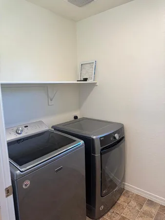 $2,600 | 9410 South 34th Lane, Laveen, AZ 85339