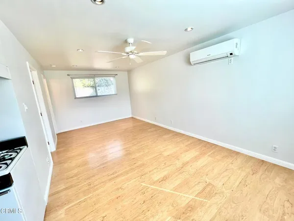 $2,050 | 3123 Stevens Street, La Crescenta, CA 91214