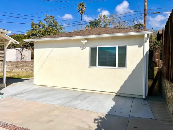 $2,050 | 3123 Stevens Street, La Crescenta, CA 91214