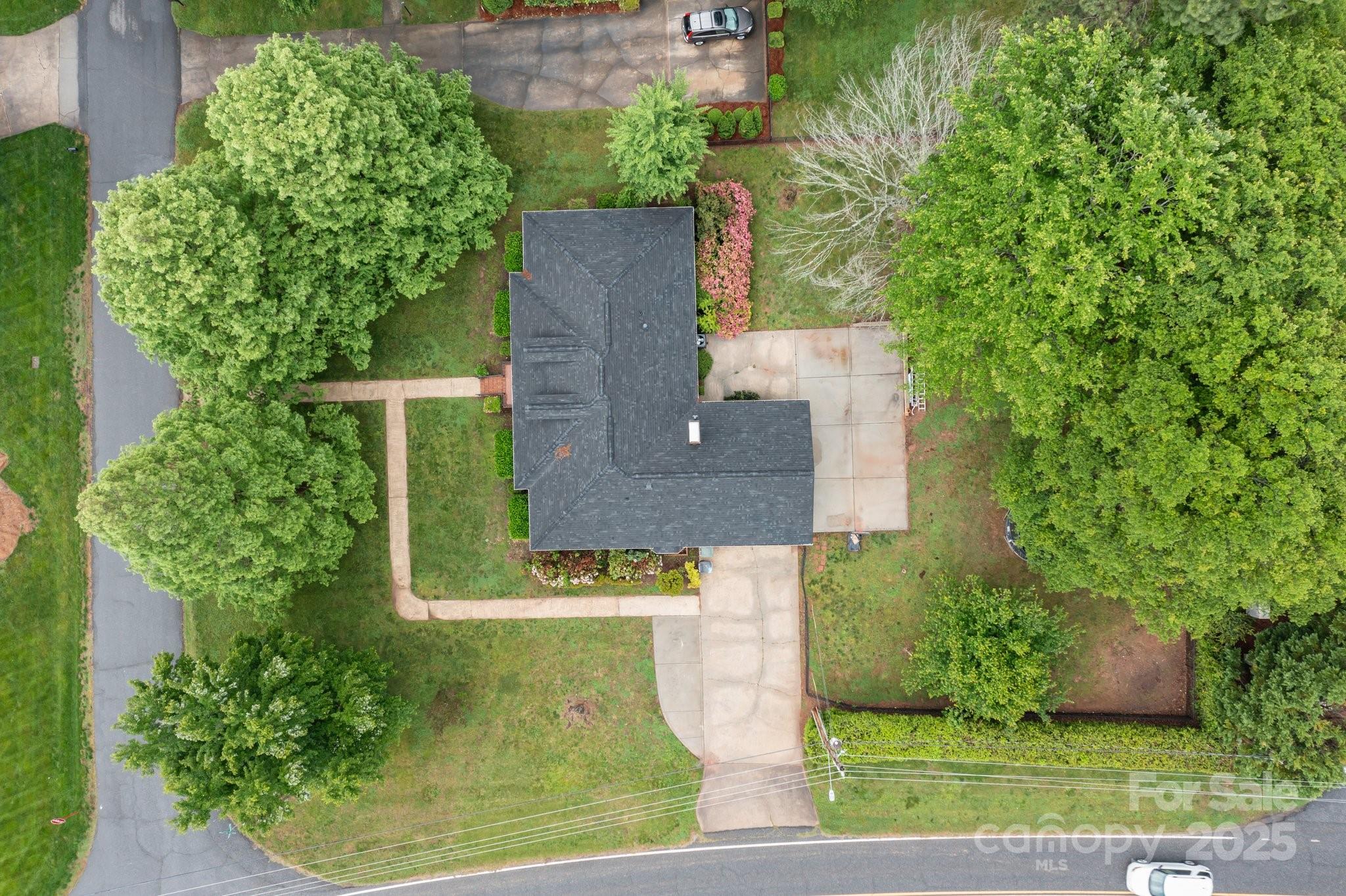 101 Wynnchester Road Gastonia, NC 28056 - Photo 44 of 46 an aerial view of a house