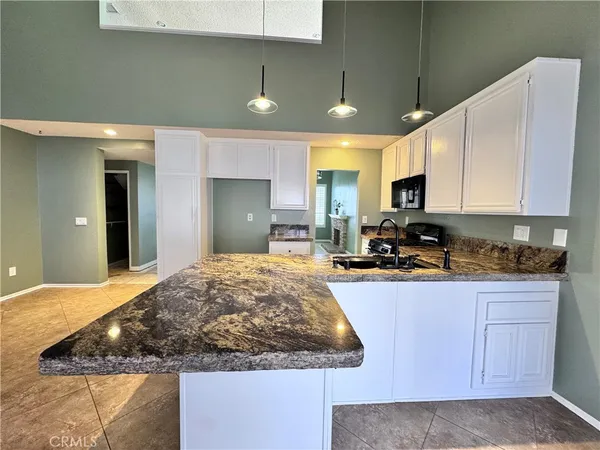 $2,350 | 5891 Riviera Avenue, Banning, CA 92220