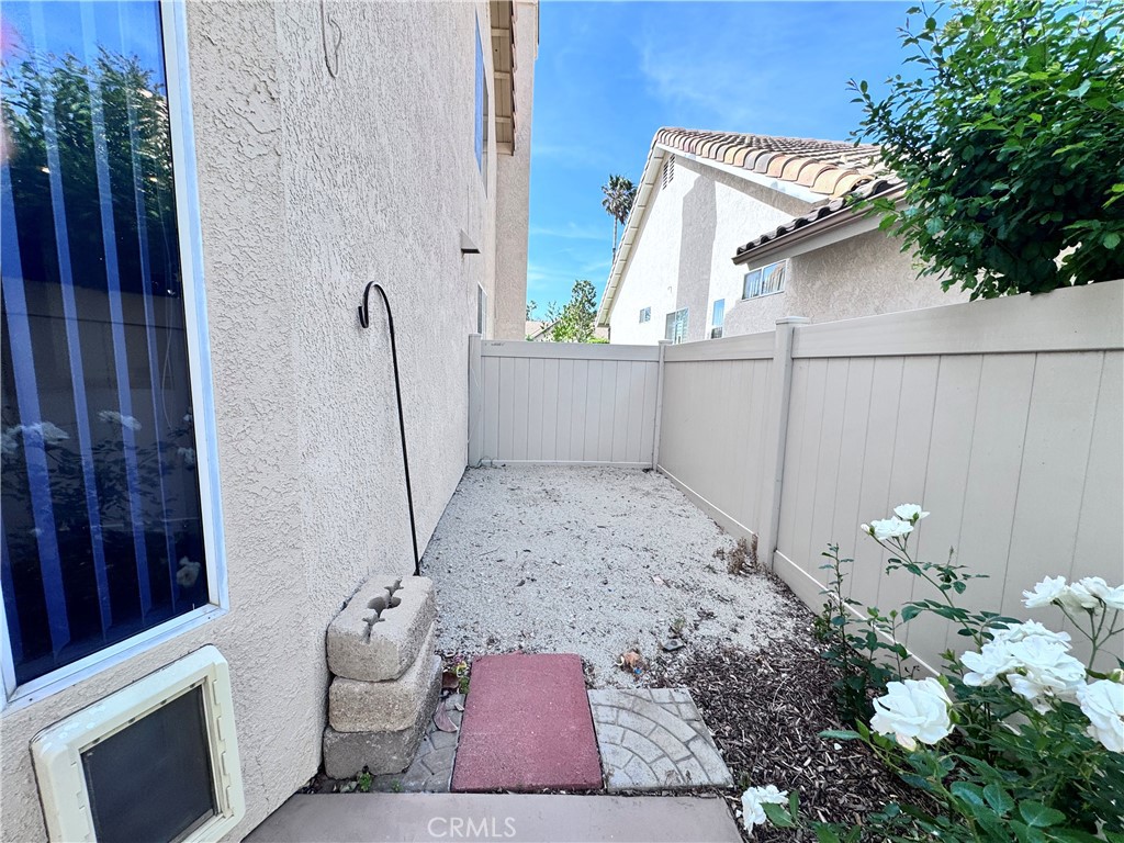 5891 Riviera Avenue Banning, CA 92220 - Photo 5 of 16