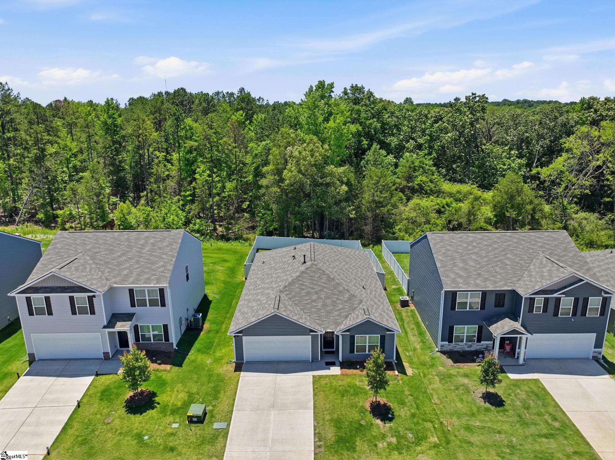 302 Roocroft Court, Unit 302 Fountain Inn, SC 29644 - Photo 3 of 36