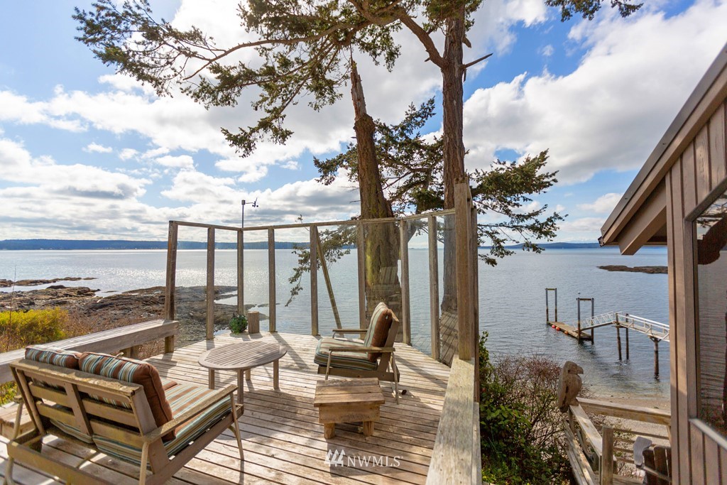 3033 Pear Point Road Friday Harbor, WA 98250 - Photo 26 of 35 Gallery Image 26