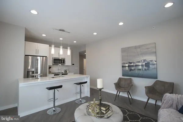 $2,050 | 1508 Ridge Avenue, Unit 301, Philadelphia, PA 19130