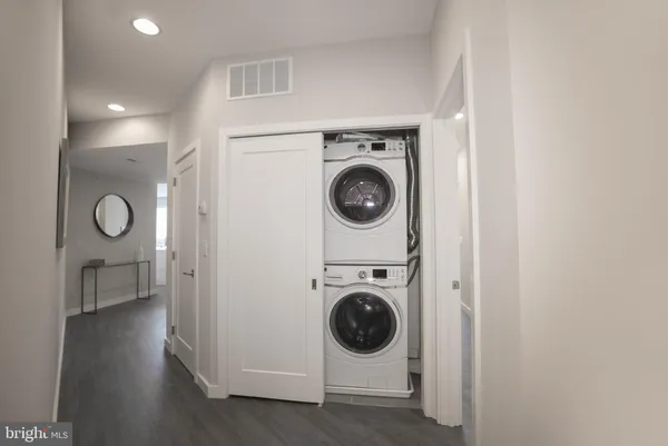 $2,050 | 1508 Ridge Avenue, Unit 301, Philadelphia, PA 19130