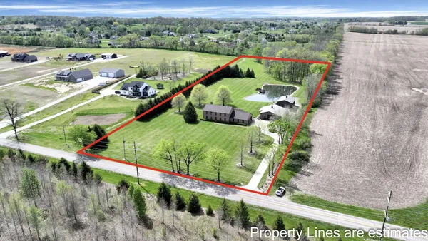 $899,900 | 1995 Pickerington Road, Lancaster, OH 43130