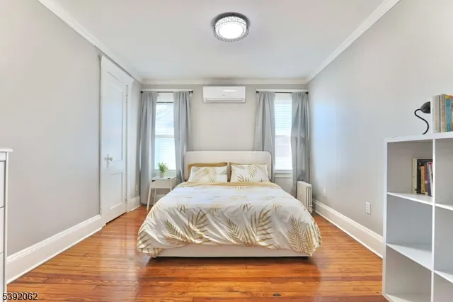 $749,900 | 137-139 Monmouth Road, Elizabeth, NJ 07208