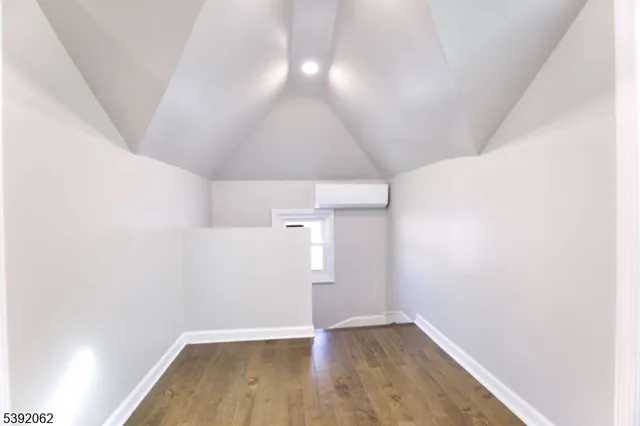 $749,900 | 137-139 Monmouth Road, Elizabeth, NJ 07208