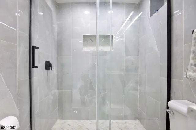 $749,900 | 137-139 Monmouth Road, Elizabeth, NJ 07208