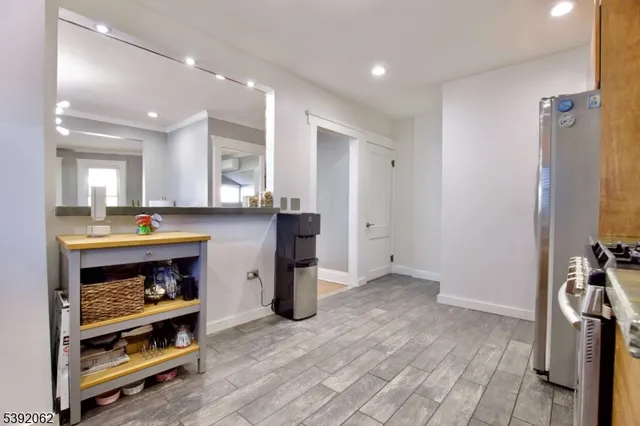 $749,900 | 137-139 Monmouth Road, Elizabeth, NJ 07208