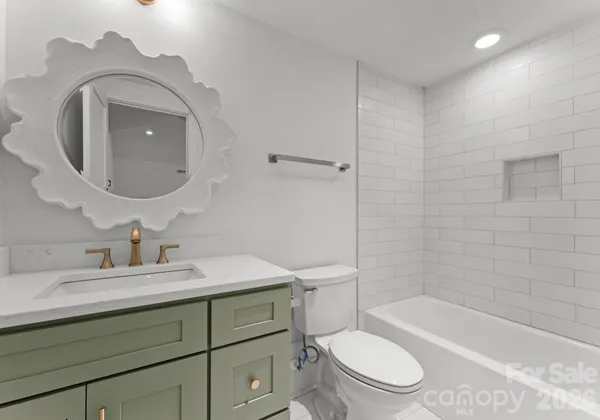 $2,050,000 | 4345 Castleton Road, Charlotte, NC 28211