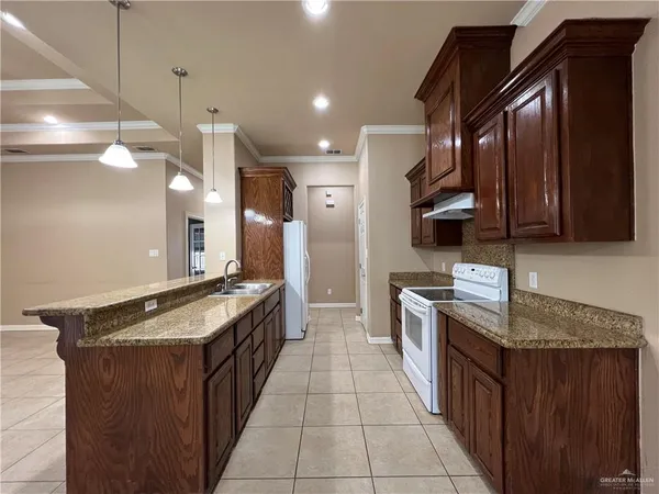 $1,875 | 2413 North 46th Street, McAllen, TX 78501