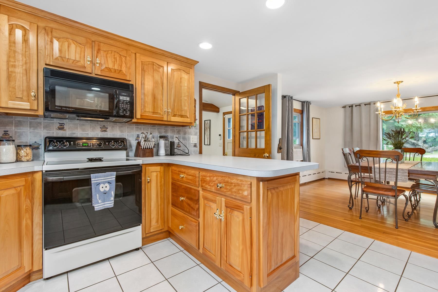 15 Old Littleworth Road Dover, NH 03820 - Photo 13 of 33