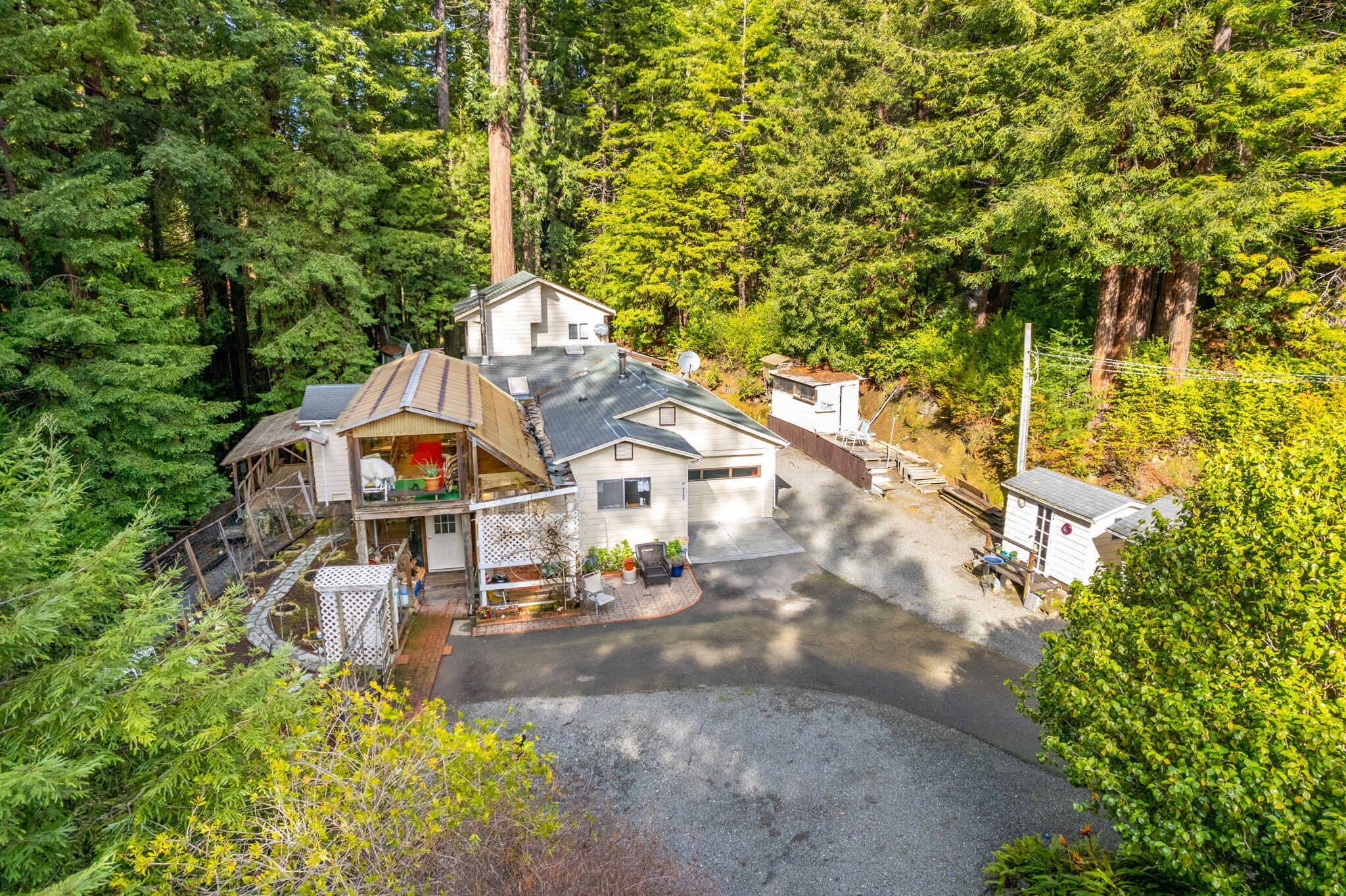 3360 Pigeon Point Road Eureka, CA 95503 - Photo 7 of 68
