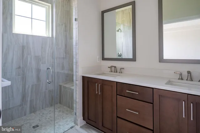 $799,990 | 647 Angelfish Way, Woodbridge, VA 22191