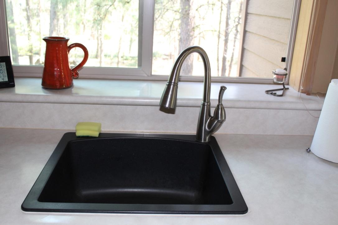 57374-32d1 Beaver Ridge Loop Sunriver, OR 97707 - Photo 8 of 24 8-Ridge 32-kit sink