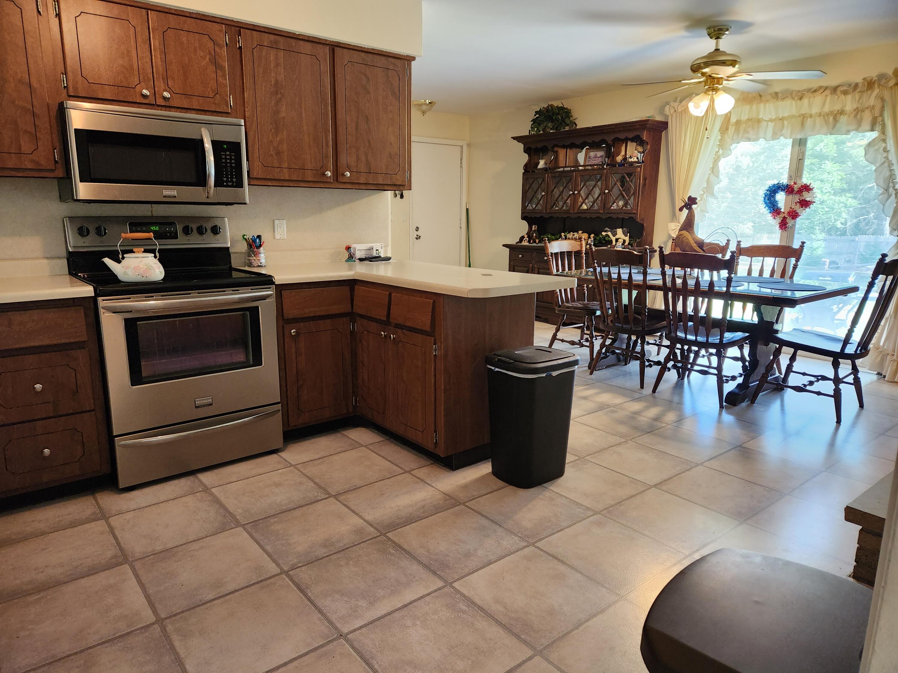 2849 Hall Road Muskegon, MI 49442 - Photo 6 of 33 20230811_164721