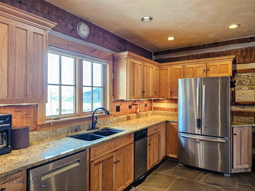 1888 Boulder Road McLeod, MT 59052 - Photo 8 of 94 Gallery Image 8