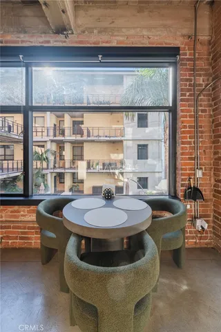 $539,000 | 835 Locust Avenue, Unit 310, Long Beach, CA 90813