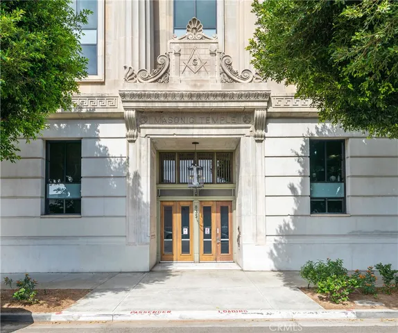 $539,000 | 835 Locust Avenue, Unit 310, Long Beach, CA 90813