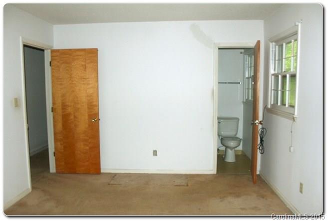 6625 Old Post Road Charlotte, NC 28212 - Photo 15 of 23 Gallery Image 15