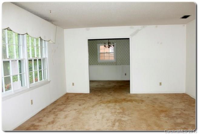 6625 Old Post Road Charlotte, NC 28212 - Photo 7 of 23 Gallery Image 7