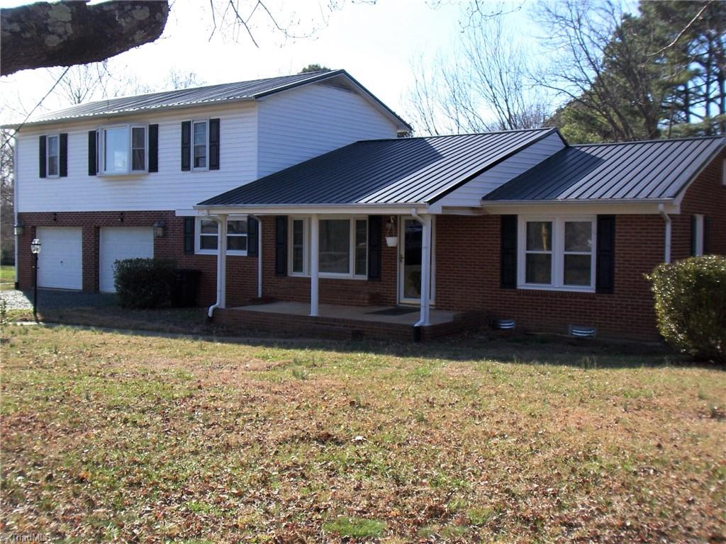 858 Cable Creek Road Asheboro, NC 27205 - Photo 1 of 26 Front View