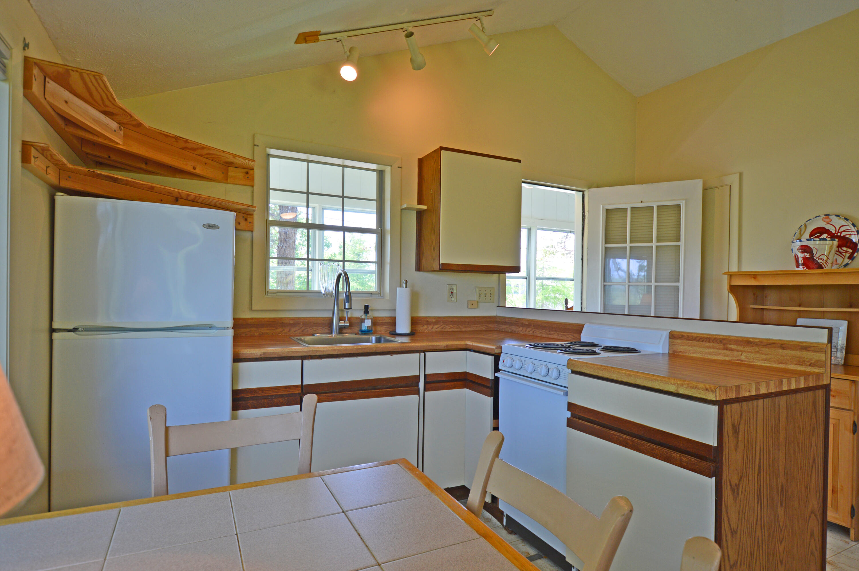 23 Dyke Road, Unit 23 Kennebunkport, ME 04046 - Photo 15 of 22 23Dyke_Kit