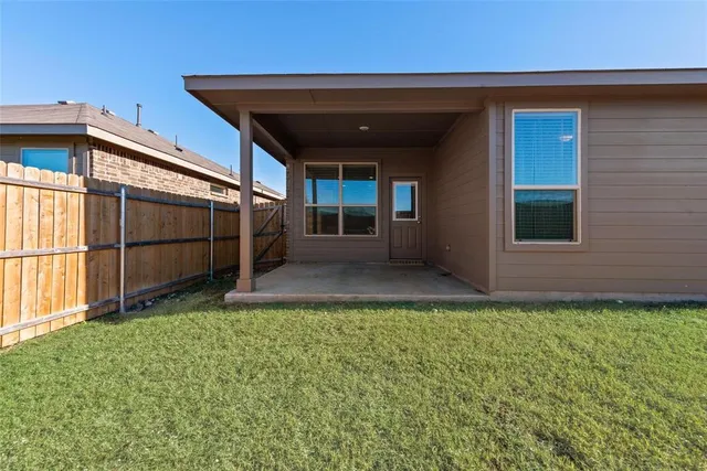 $2,295 | 4532 Fringetree Way, Fort Worth, TX 76036