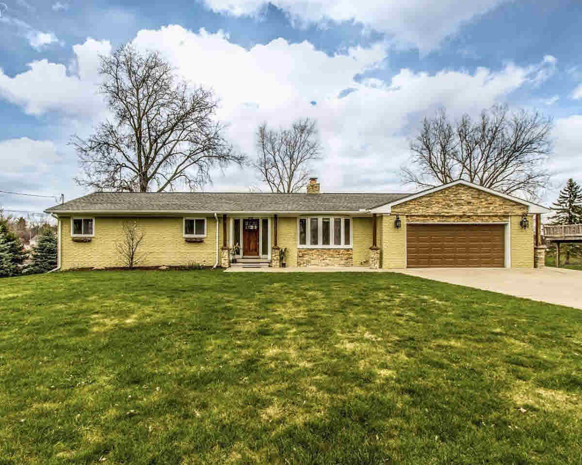2691 Earl Lake Road Howell, MI 48843 - Photo 1 of 68 21280302.JPG