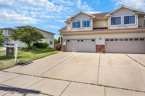 $395,000 | 2234 Buckingham Road, Stoughton, WI 53589