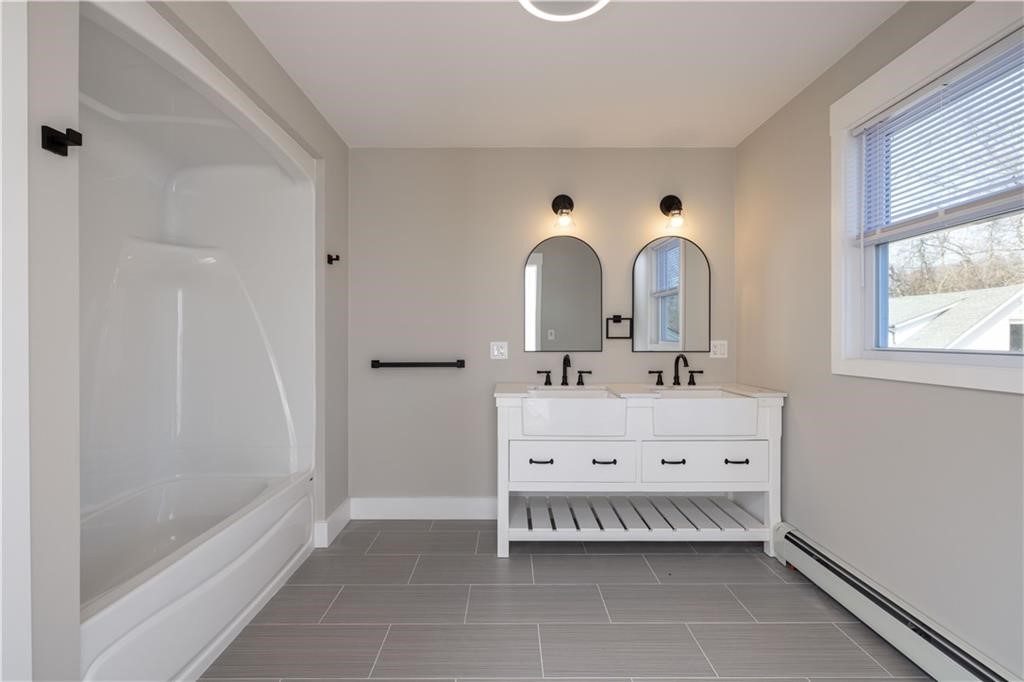 311 Hope Road Cranston, RI 02921 - Photo 23 of 33
