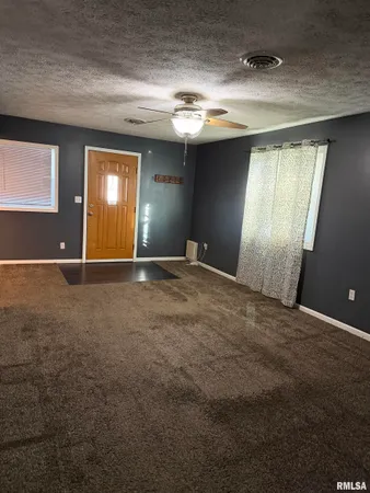 $109,900 | 331 Pine Street, Jacksonville, IL 62650