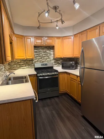 $109,900 | 331 Pine Street, Jacksonville, IL 62650