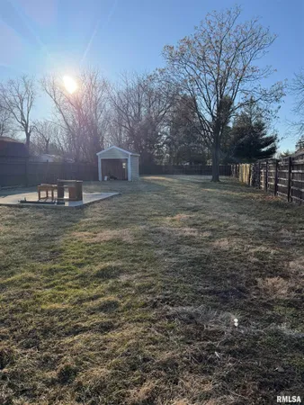 $109,900 | 331 Pine Street, Jacksonville, IL 62650