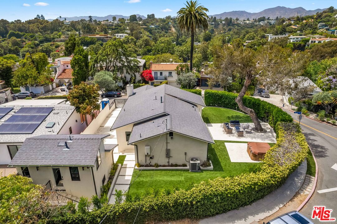 266 Mabery Road Santa Monica, CA 90402 - Photo 45 of 47 an aerial view of a house with a garden