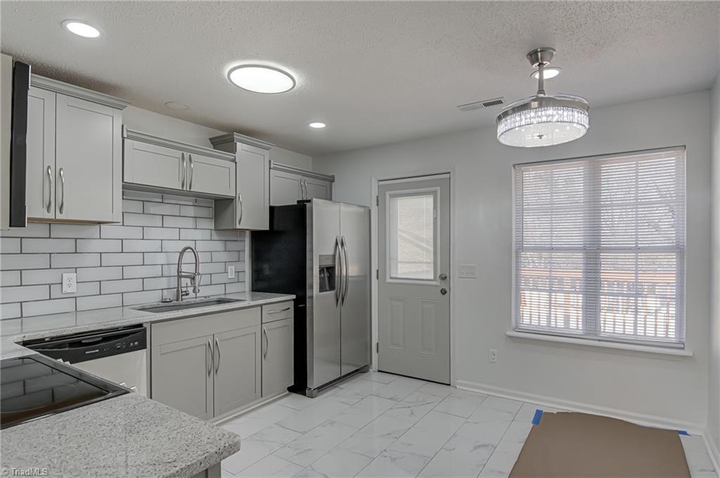 5206 Orchard Ridge Lane Greensboro, NC 27455 - Photo 10 of 30