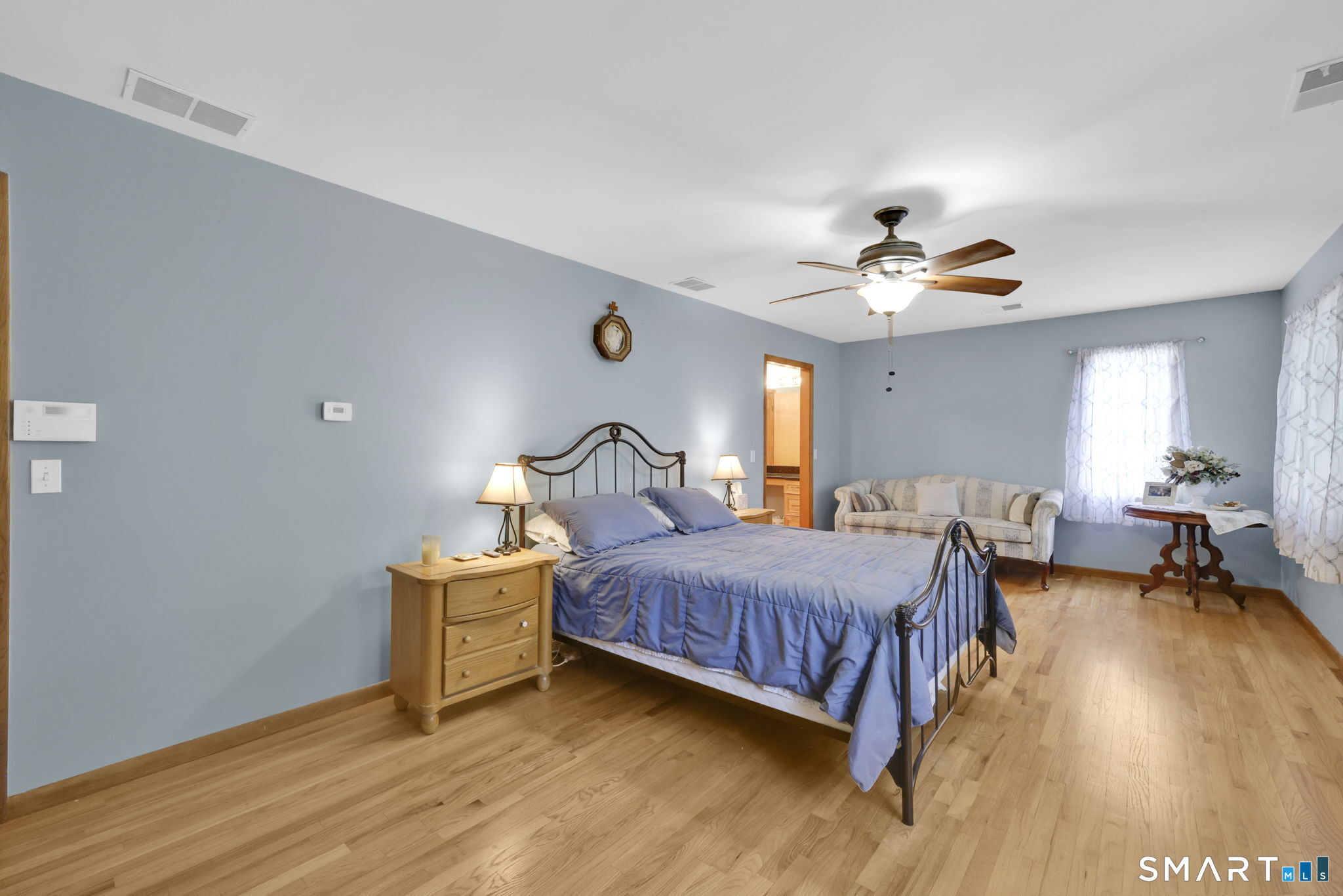 29 Foxwood Road Trumbull, CT 06611 - Photo 19 of 36