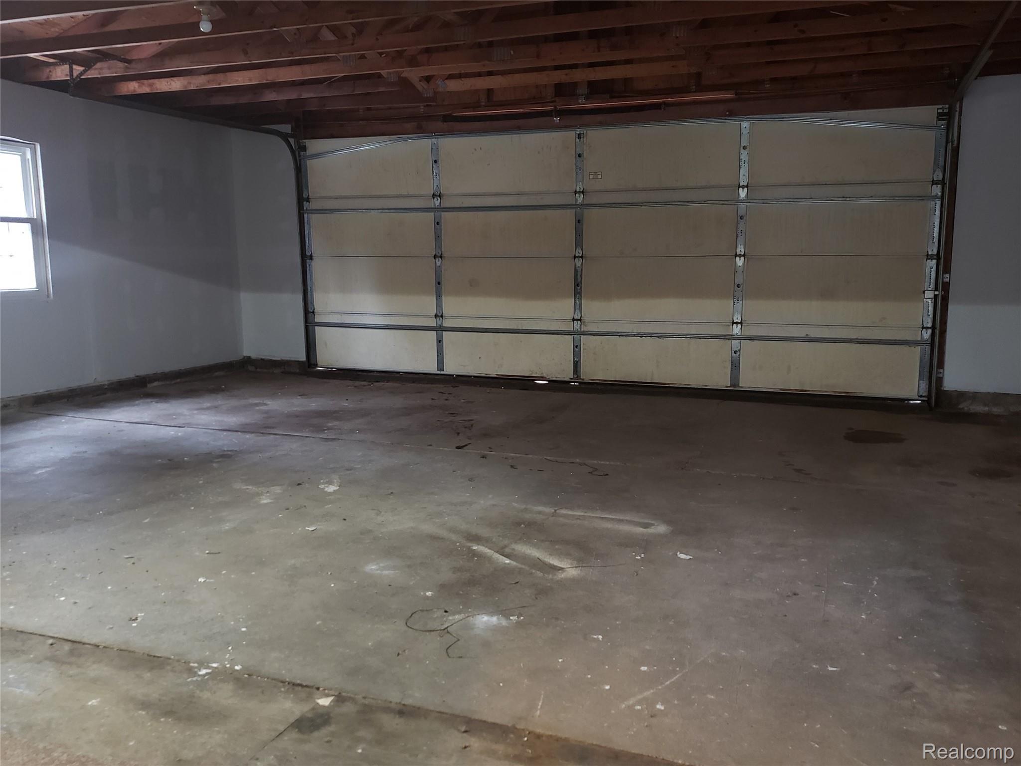 4849 Lippincott Road Lapeer, MI 48446 - Photo 22 of 28 Oversized Garage (2).jpg