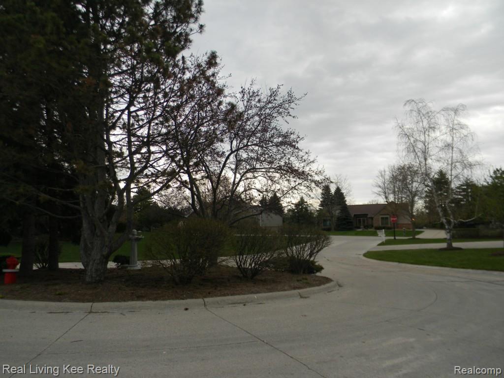 1181 Cobridge Court Rochester, MI 48306 - Photo 48 of 48 10.jpg