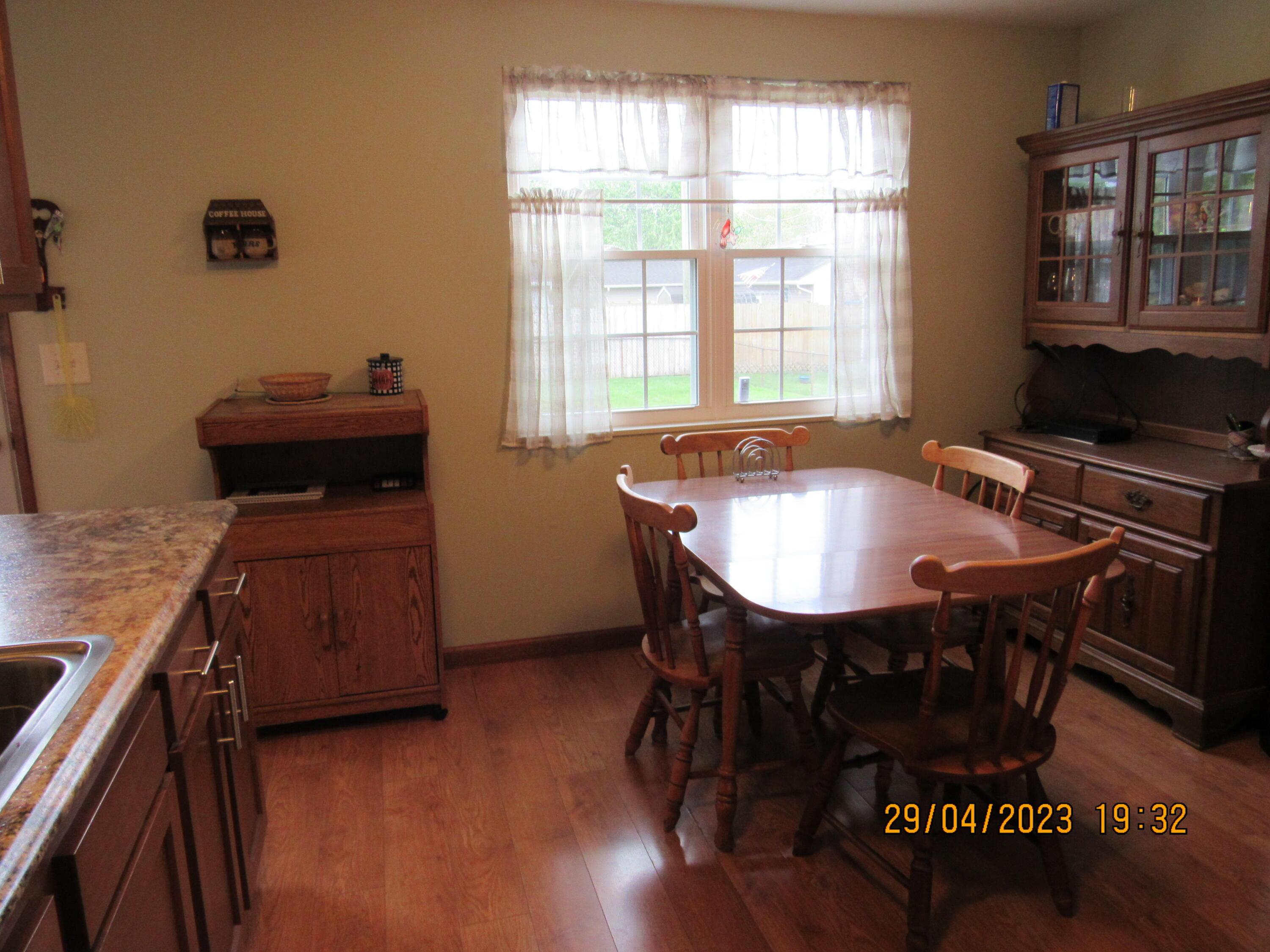 548 Mowrer Road Circleville, OH 43113 - Photo 3 of 14 IMG_0964