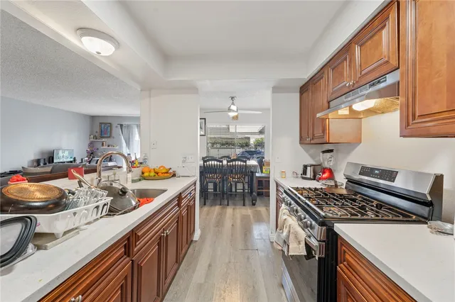 $599,999 | 11321 Parkgreen Lane, Unit 102, Garden Grove, CA 92843